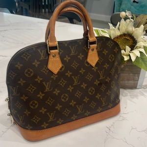 Louis Vuitton LV Hand Bag Alma Brown Monogram made in France Serial no # VI1950